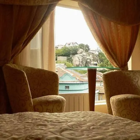 Готель Dali 3*